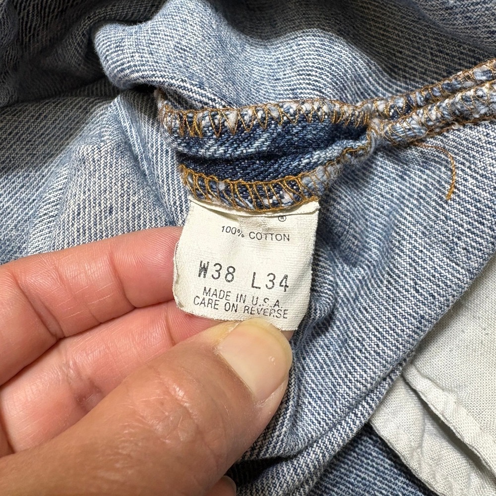 Vintage Levis Men Red Tab 505 Jeans 38X34 Blue Light Wash High Rise Straight Leg - Picture 6 of 16